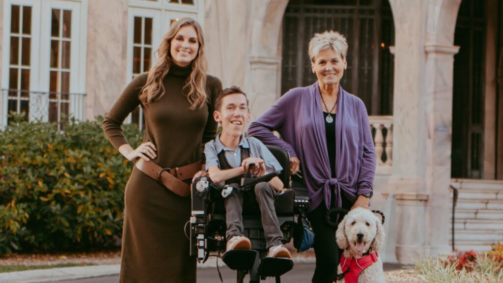 Interviewing Hannah’s Mom About Our Relationship / Squirmy And Grubs